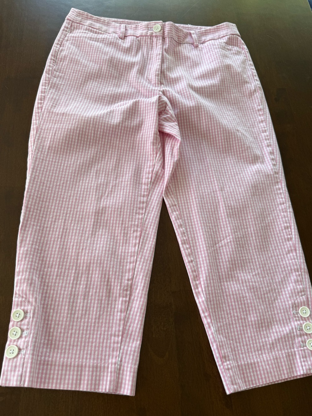Talbots Pink White Seersucker Capri Pants Size 8 Preppy Coastal